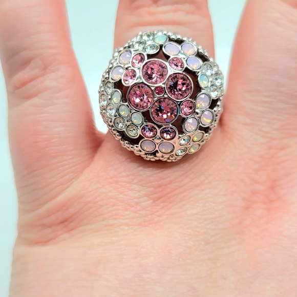 Swarovski Pink and Diamond Crystal Bubble Dome Statement Ring, NWT and BLUE BOX - Picture 6 of 10